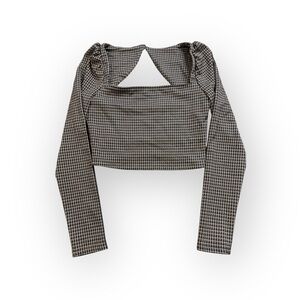 NWOT – New without tags. Never worn. No tag, but item is new and unused.